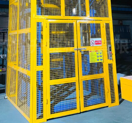 碾子山货梯可以安装在室外吗